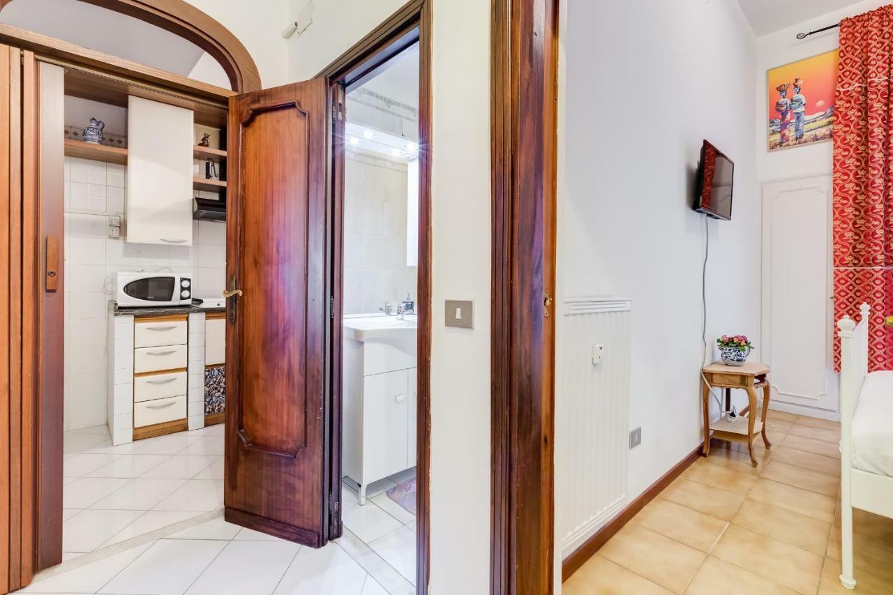 Casa Vacanza Home Sweet Home Di Fatha Roma Ngoại thất bức ảnh