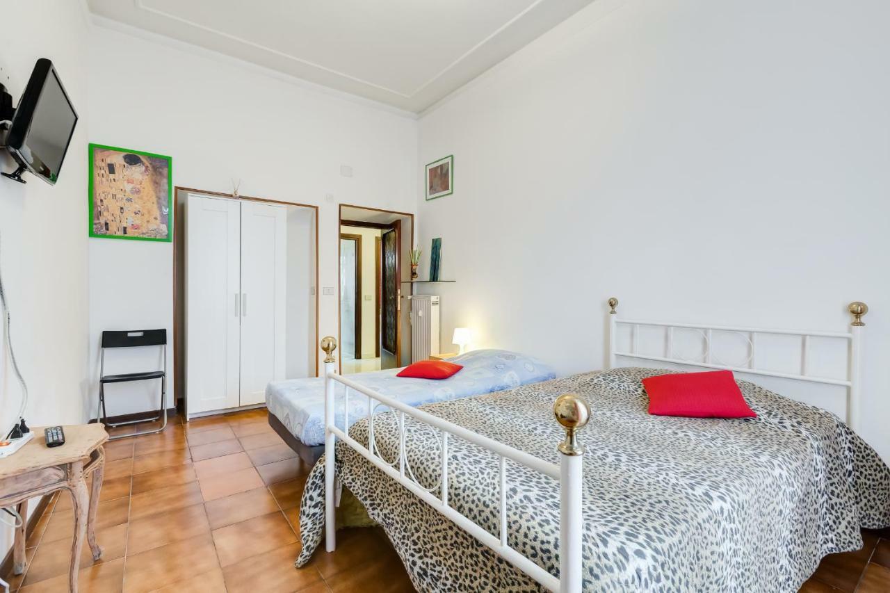 Casa Vacanza Home Sweet Home Di Fatha Roma Ngoại thất bức ảnh